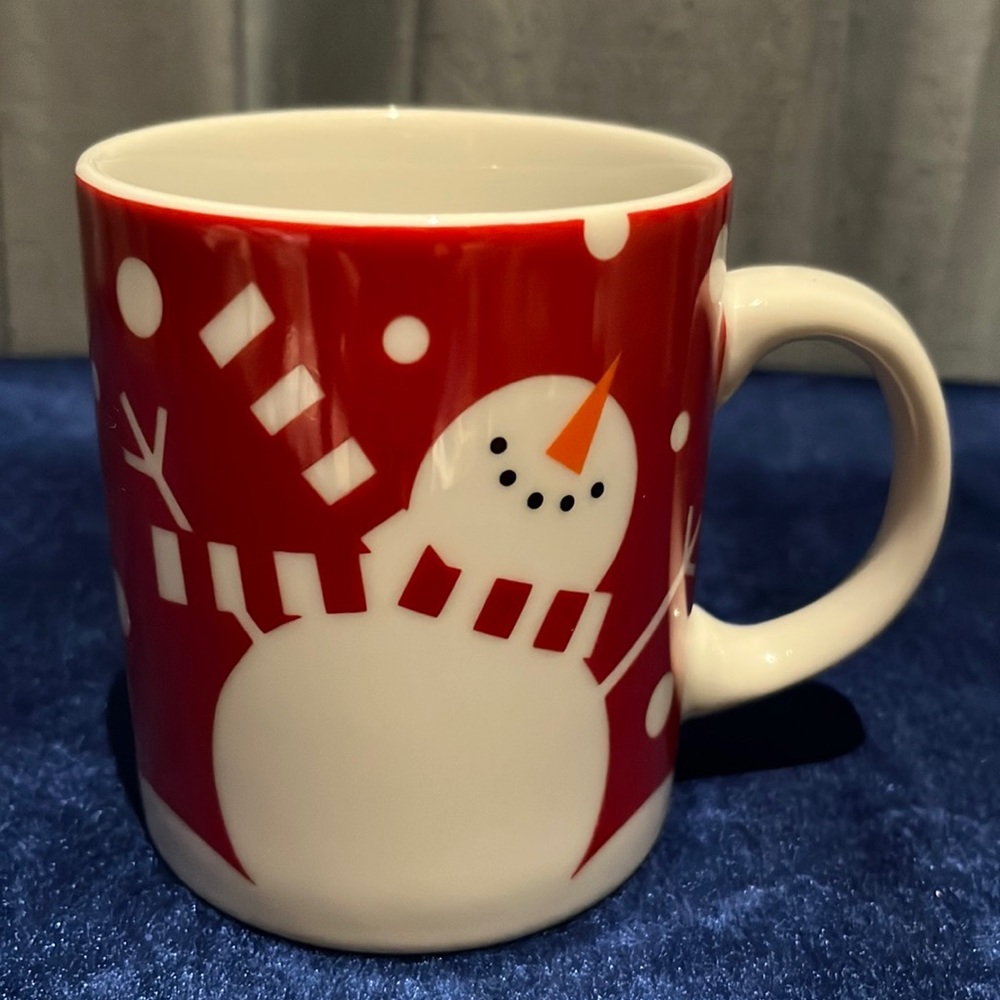 Crate & Barrel Snowmen Coffee Mug Red & White 12 oz